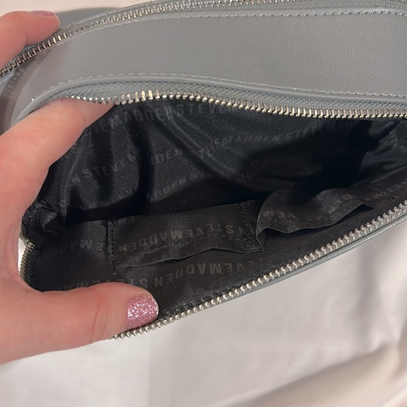 Steve Madden Grey Crossbody Bag - Picture 6 of 10